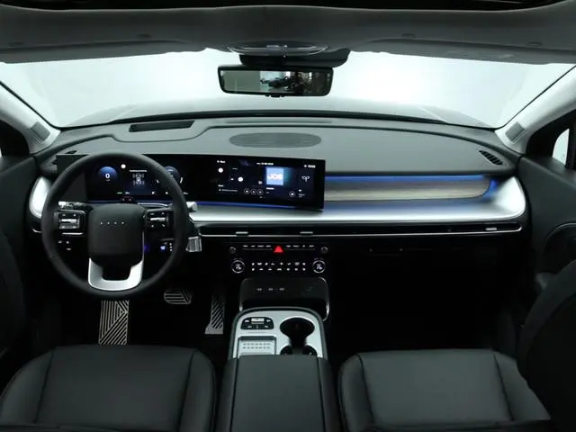 Hyundai IONIQ 9 Connect+ 7 persoons 110.3 kWh | ACTIE ! | V2G | Panoramadak