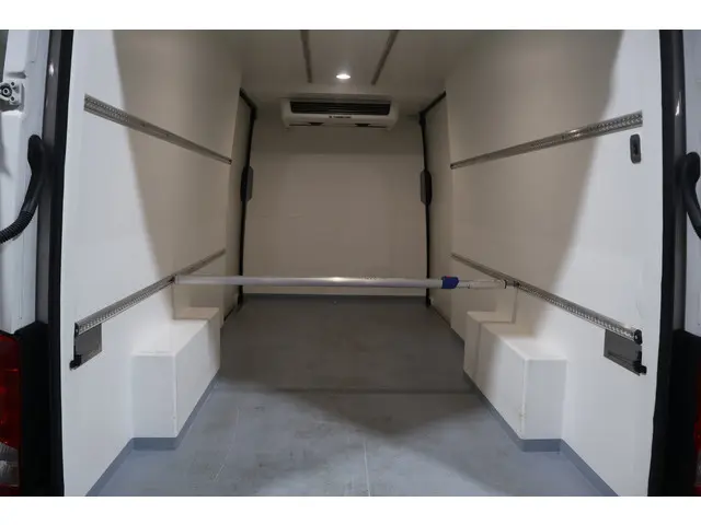 MAN TGE 35 2.0 140pk L4 H3 Koelwagen -10 Graden Dag en Nacht 2x Schuifdeur