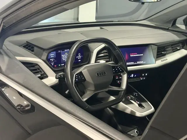 Audi Q4 e-tron 35 Launch edition 55 kWh | SOH 91,26% | Navigatie | Hoge instap |