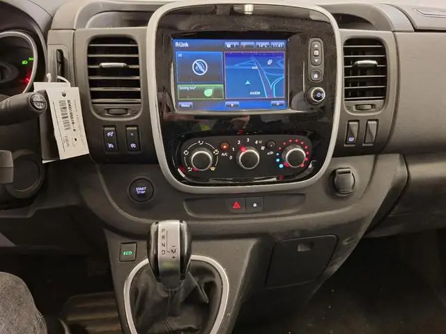 Renault Trafic 2.0 dCi 170pk L2 H1 Airco Navigatie Camera Imperiaal
