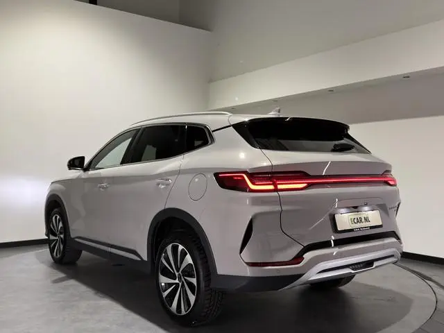 BYD SEAL U