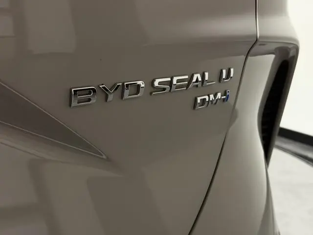 BYD SEAL U