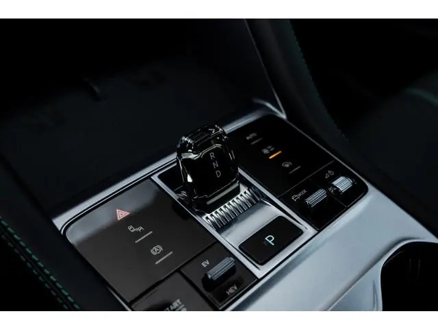 BYD SEAL U