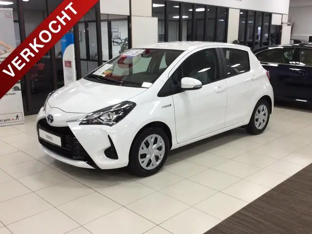TOYOTA Yaris 1.5 Hybrid 100pk 5D CVT Active * 5 jaar garantie + 5 jaar onderhoud