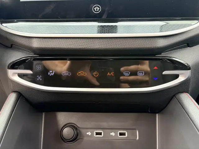 Maxus T90 EV