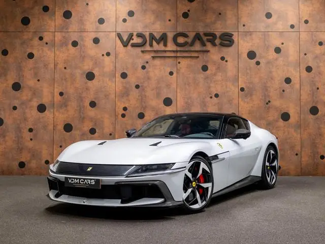 Ferrari 12Cilindri 6.5 V12 | Carbon | Lift | Carplay | 360° | Racing Seats | Origineel NL | PPF |