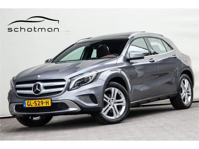 Mercedes-Benz GLA-klasse 200 Prestige, Pano, Leder, Distronic, Camera, Navi, Harman Kardon