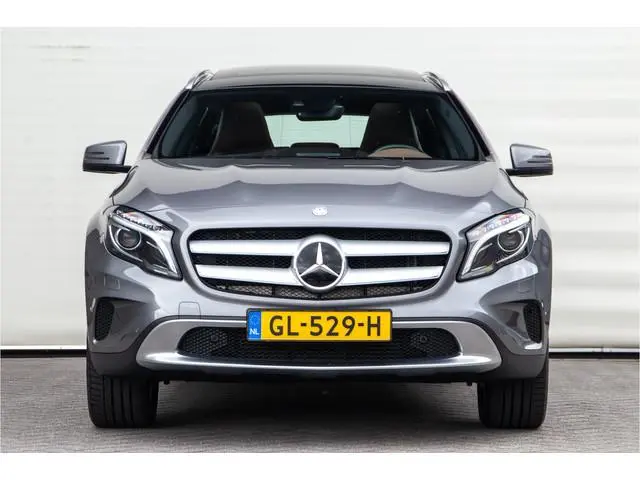 Mercedes-Benz GLA-klasse 200 Prestige, Pano, Leder, Distronic, Camera, Navi, Harman Kardon