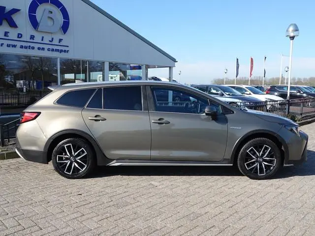 Toyota Corolla Touring Sports 2.0 Hybrid Trek ADAPT. CRUISE | NAVI | ECC | LMV