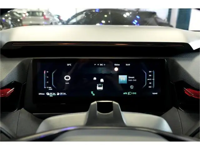 Lynk & Co 08