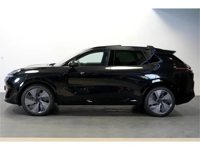 Lynk & Co 08