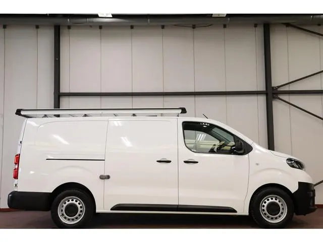 Toyota pro-ace
