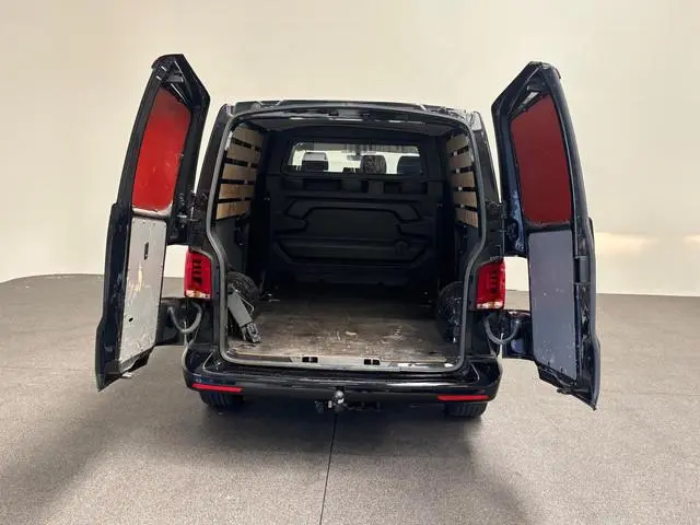 Volkswagen Transporter 2.0 TDI L2H1 28 Dubbele Cabine Highline Automaat Cruise Control Airco Navigat...