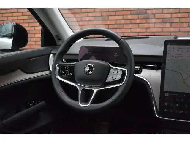 Volvo EX90