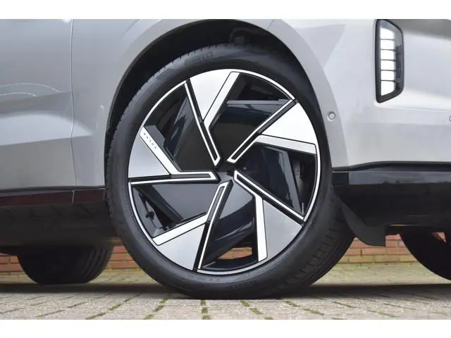 Volvo EX90 Twin Motor Performance 517PK Ultra 7p. 111 kWh | Trekhaak | Luchtvering | Climate | 22''...