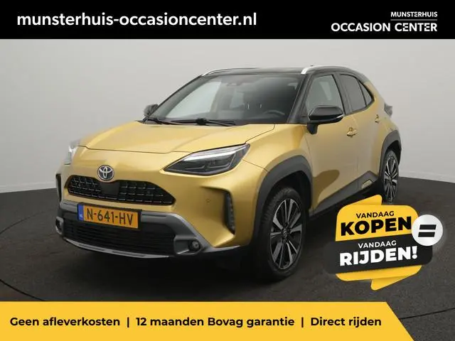 Toyota Yaris Cross 1.5 Hybrid Launch Edition - RIJKLAARPRIJS - All Seasonbanden - Achteruitrijcamera...