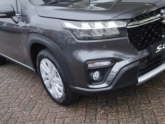 Suzuki S-Cross