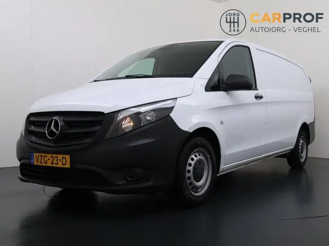 Mercedes-Benz Vito 110 CDI Lang Facelift Trekhaak Airco Navigatie 3 Zitplaatsen
