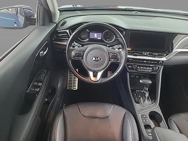 Kia Niro 1.6 GDi Hybrid DynamicPlusLine 1e-Eig. & Dealer-Onderh. BOVAG-Garantie. NL-Auto.
