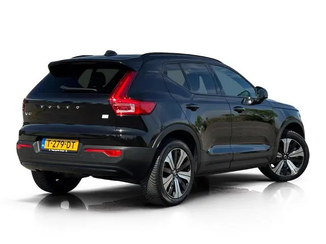 Volvo XC40 Recharge Plus 70kWh ✅ Warmtepomp ✅ ACC ✅ Camera