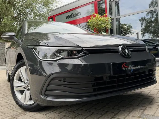 Volkswagen Golf 1.0 TSI CARPLAY/ RADAR/ LED/ MASSAGE/ PRIVACY GLAS  *!*