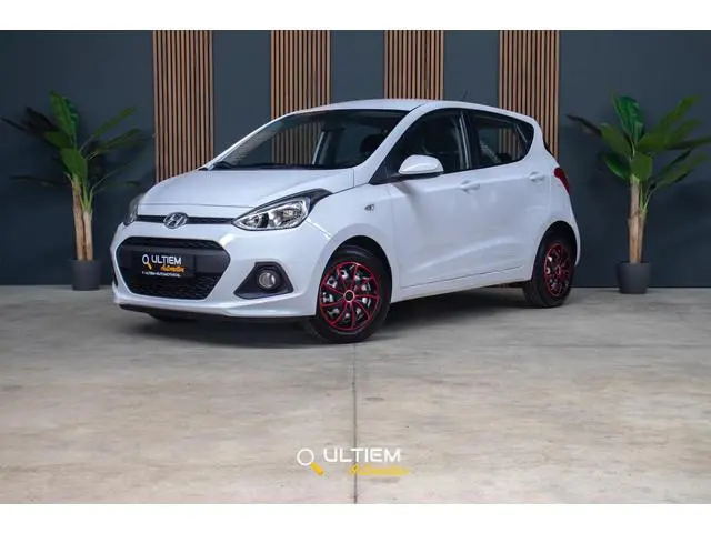 Hyundai i10 1.0i i-Motion | Cruise, Airco, Lage KM