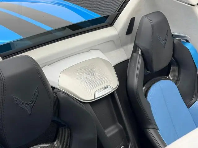 Corvette C8