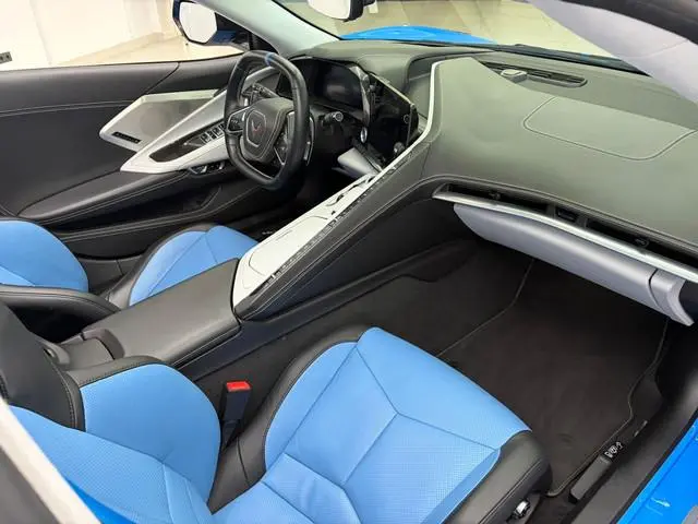 Corvette C8