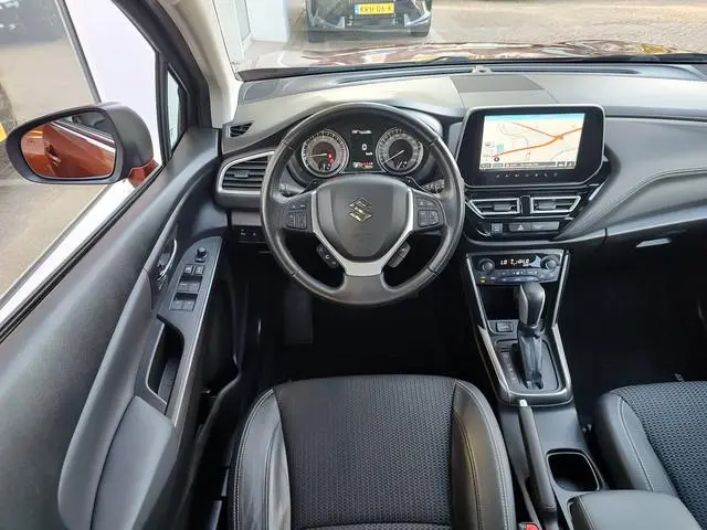 Suzuki S-Cross