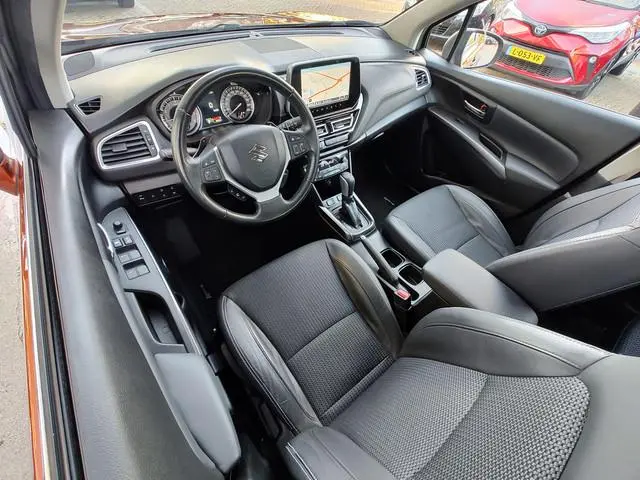 Suzuki S-Cross