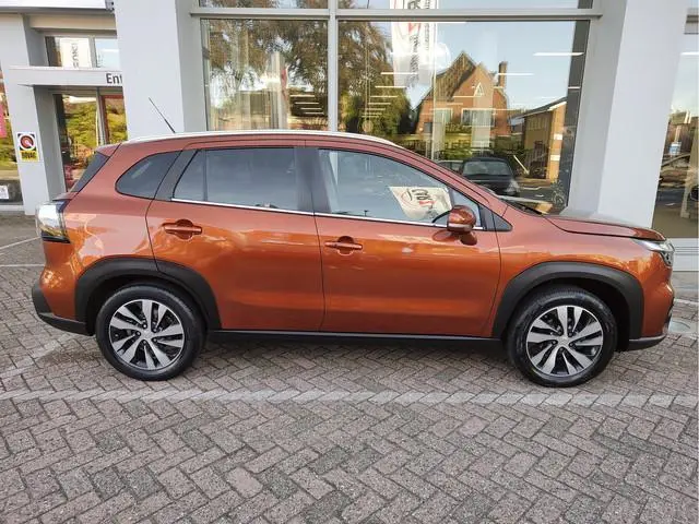 Suzuki S-Cross