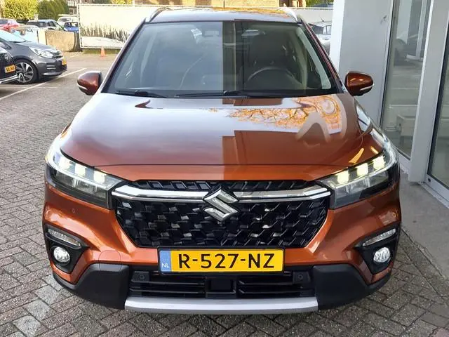 Suzuki S-Cross