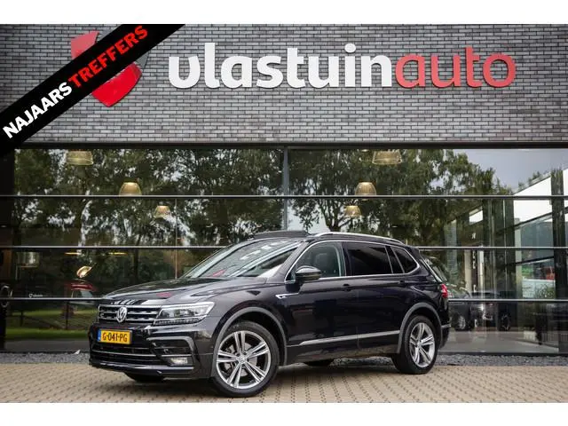 Volkswagen Tiguan Allspace 1.5 TSI Highline 7p. , Massagestoelen, Achteruitrijcamera, Carplay, Adap....