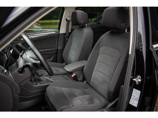 Volkswagen Tiguan Allspace 1.5 TSI Highline 7p. , Massagestoelen, Achteruitrijcamera, Carplay, Adap....