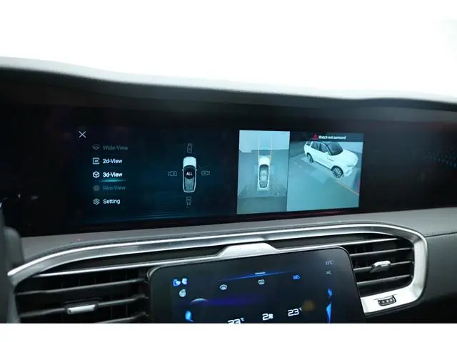 Hongqi E-HS9