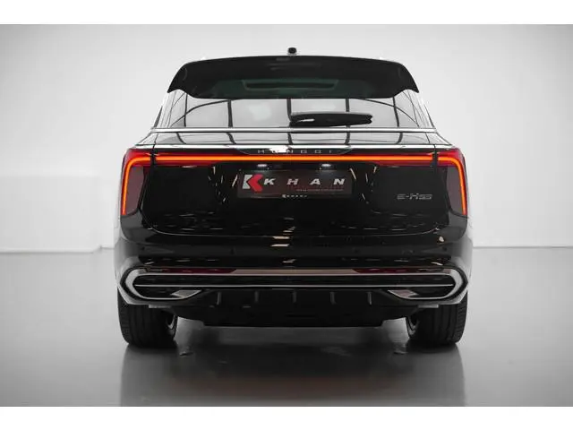 Hongqi E-HS9