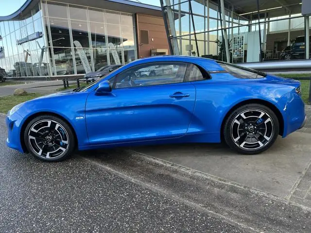 Alpine A110