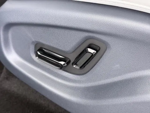 Geely E5