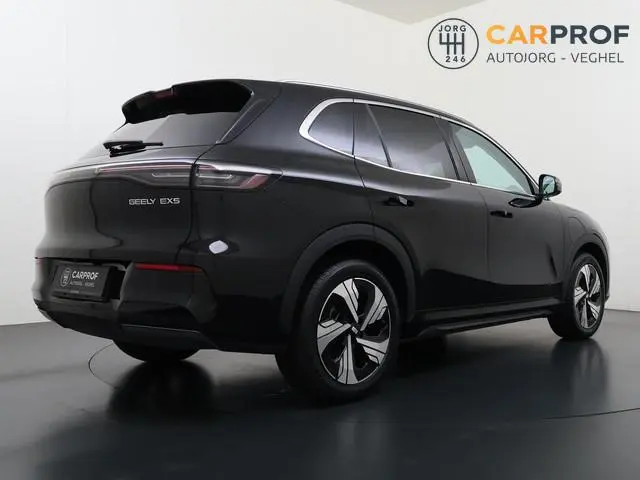 Geely E5 Max+ 68 kWh Panoramadak | 360 Camera | Stoelmassage | HUD |