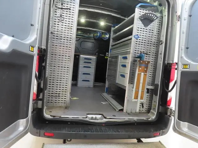 Ford Transit 2.0 TDCI 130pk L2 H2 Trend Automaat Inrichting