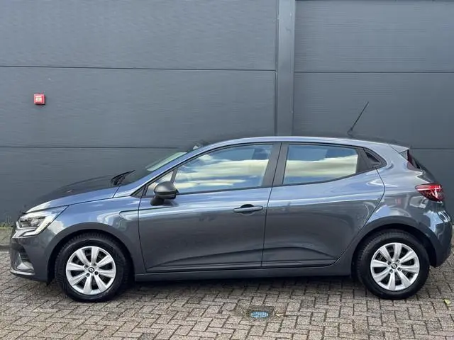 Renault Clio 1.0 TCe Life/ Geen import / 100% Onderhoud