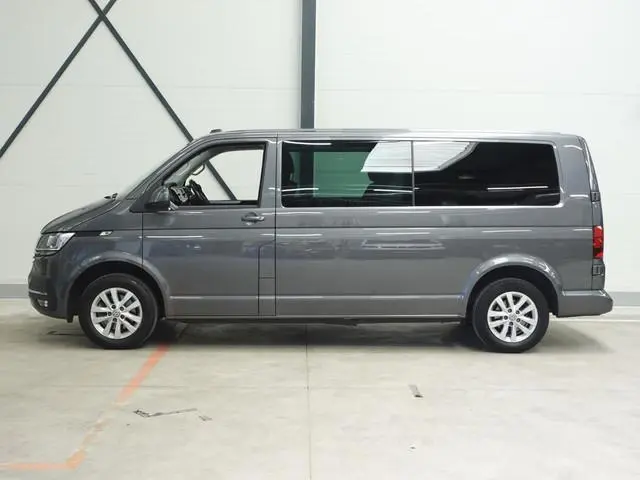 Volkswagen Transporter 2.0 TDI L2H1 Automaat Dubbele Cabine Airco Cruise Navigatie Parkeersensoren