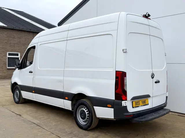 Mercedes-Benz Sprinter 314 2.2 CDI Automaat L2H2 LED Climate Control Cruise Control Carplay Camera