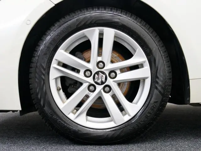 Suzuki Swace