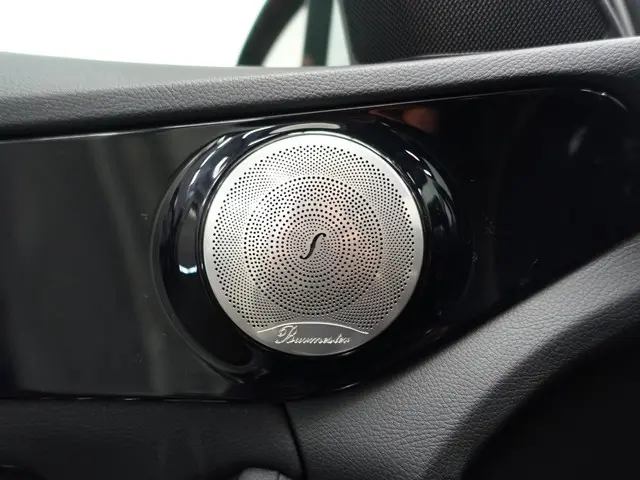 Mercedes-Benz C-klasse 350e Prestige AMG Edition Aut, Burmester, Navi, Xenon Led, Flippers, LMV