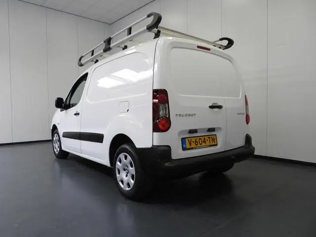Peugeot Partner 120 1.6 BlueHDi 75 L1 Profit+ AIRCO/SCHUIFDEUR/TREKHAAK/IMPERIAAL!