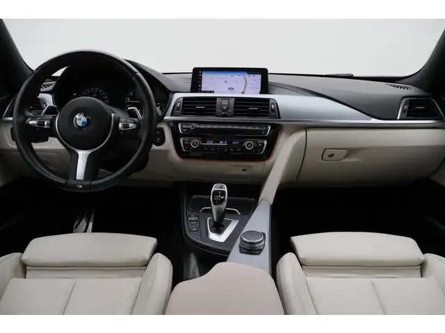 BMW 4-serie Gran Coupé 420i High Executive Leer, Panoramadak, Cruise, Verwarmd Stuurwiel, Bluetooth,...