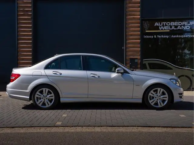 Mercedes-Benz C-klasse 180 Ambition Avantgarde AMG-line NIEUWSTAAT I AMG-line I Trekhaak I 1800kg I...