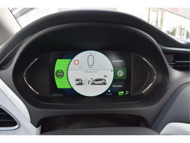 Opel Ampera-E