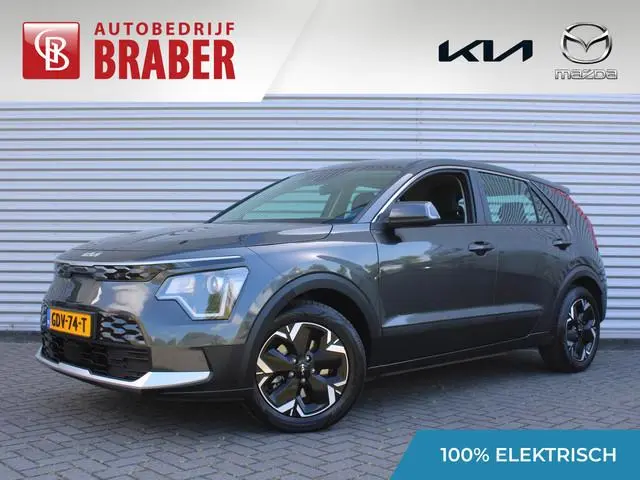Kia Niro EV Light Edition 64.8 kWh | Camera | Cruise adapt. | Clima | 17" LM | Navi | Keyless | All...